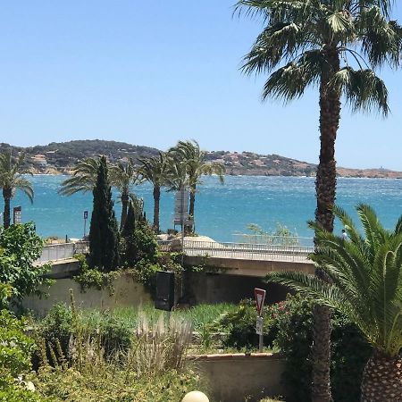 Bandol Roc Beach Vue Mer Grand T3 Face A La Plage Avec Parking Esterno foto