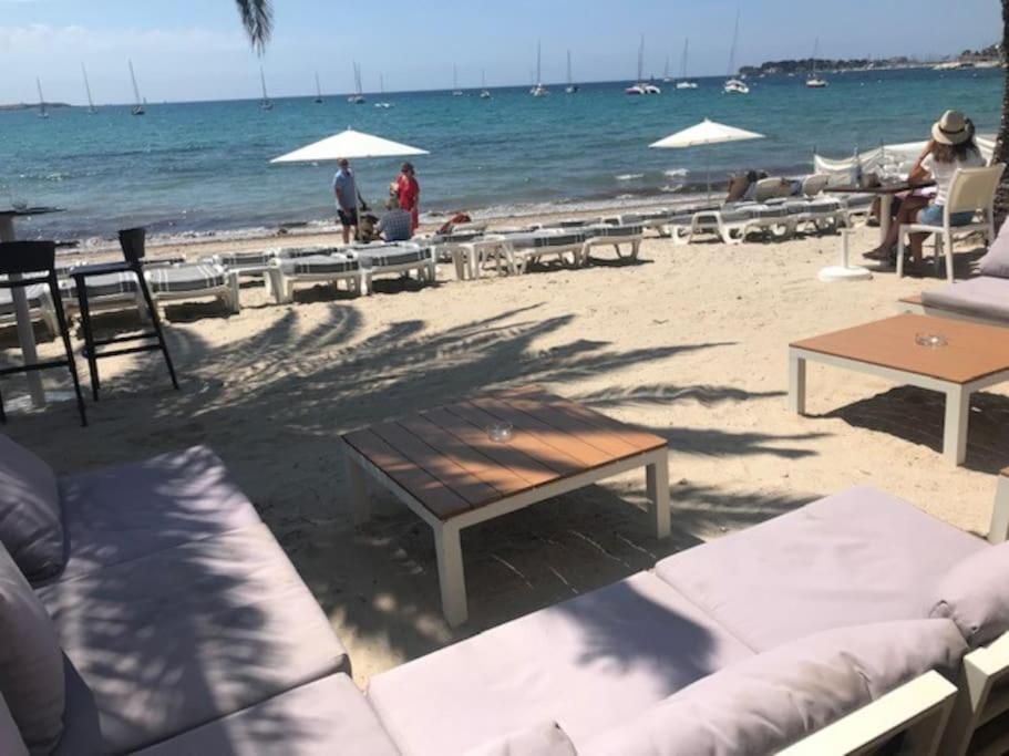 Bandol Roc Beach Vue Mer Grand T3 Face A La Plage Avec Parking Esterno foto